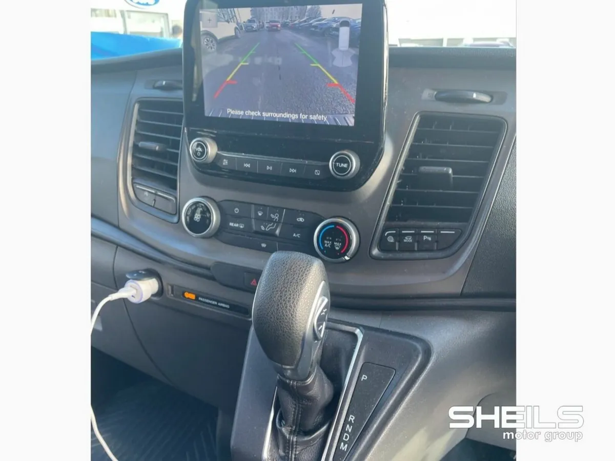 Ford Transit Custom TAXI - TRANSIT CUSTOM KOMBI M1 - Image 3