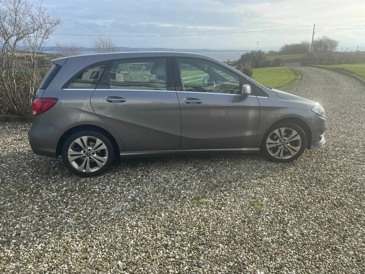 Mercedes-Benz B-Class 2018 - Image 3