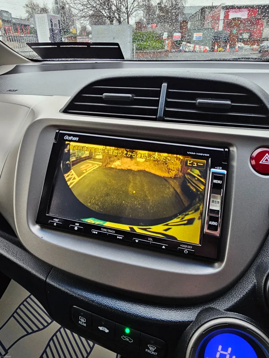 Honda Fit Hybrid 2012 - Image 4