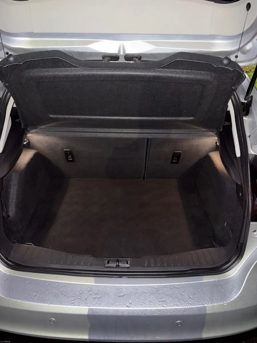 Ford Focus 2016 - Image 2