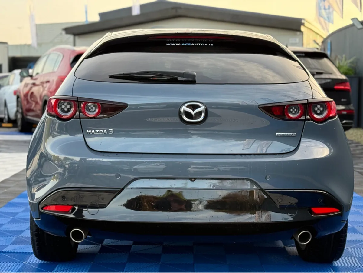 Mazda Mazda3 SPORT LUXURY - 1.8 DIESEL - MANUAL - - Image 4