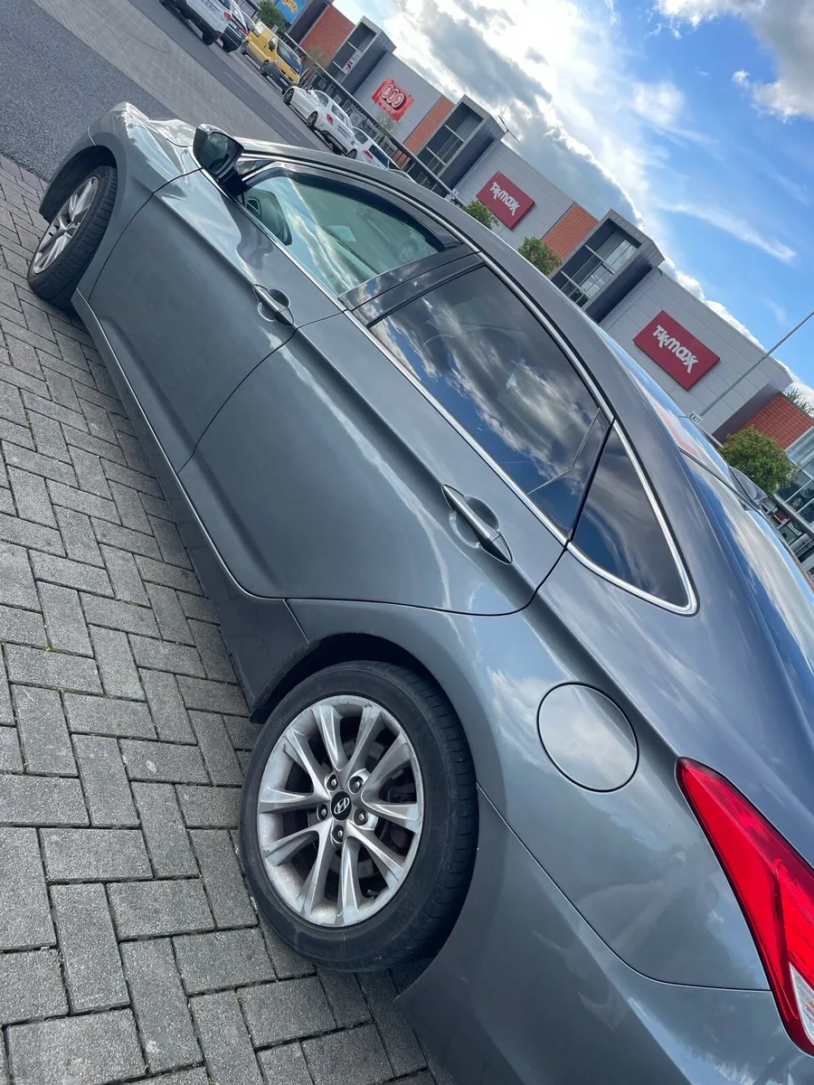 Hyundai i40 automatic - Image 2