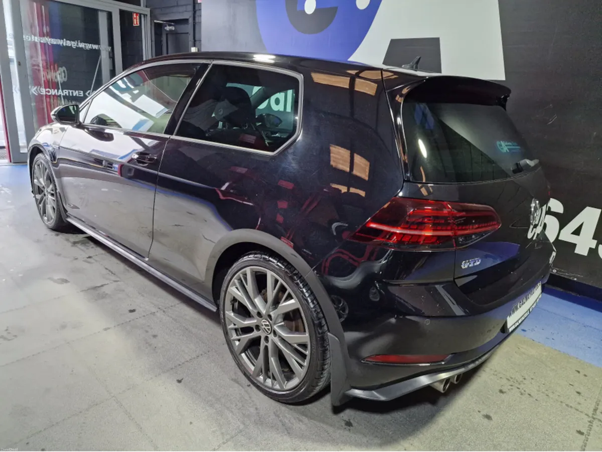 Volkswagen Golf GTD TDI-VIRTUAL COCKPIT-LOW MILEAG - Image 4