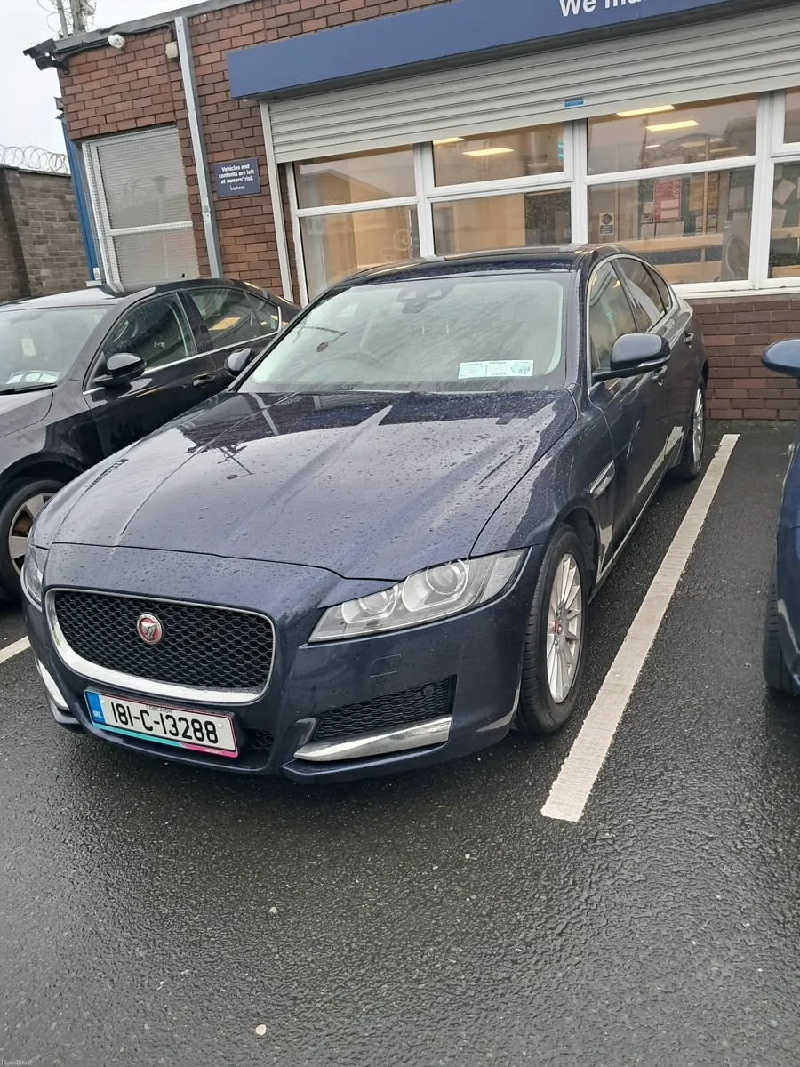 Jaguar XF 2018 - Image 2