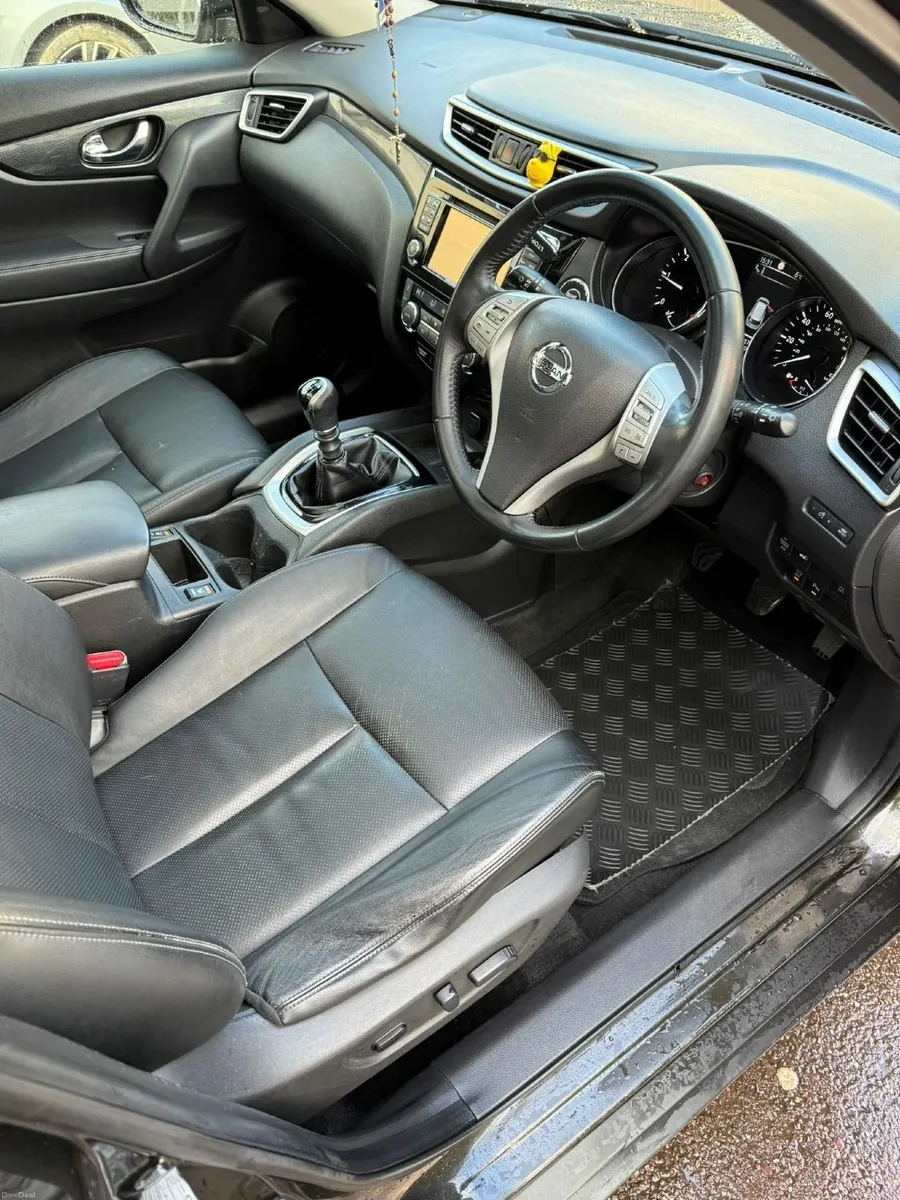 Nissan X-Trail 2015 - Image 2
