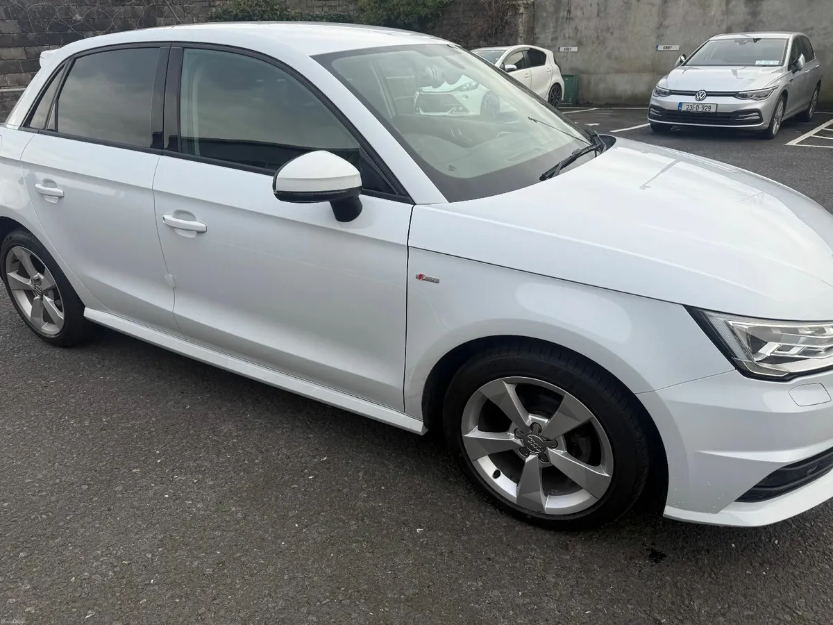 AUDI A1 (S) LINE - Image 2