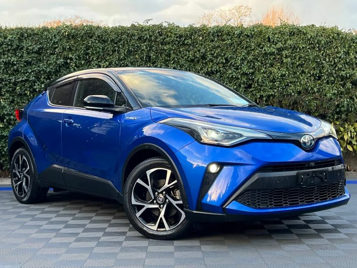 Toyota C-HR 1.8 HYBRID // SERVICE HISTORY // TOP V - Image 1