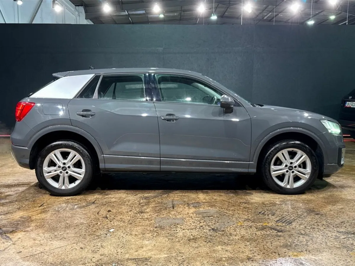 Audi Q2 AUTOMATIC 1.0L TFSI SPORTS - FACTORY ALLOY - Image 3