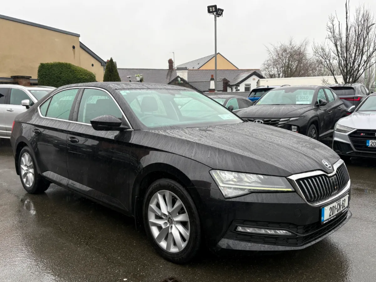 Skoda Superb AMB 2.0tdi 150HP - Image 3