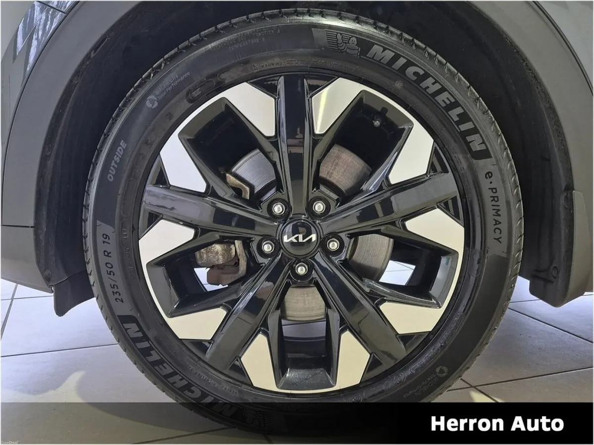 Kia Sportage 1.6 PHEV K3 265PS 4X4 AUTO - Image 3