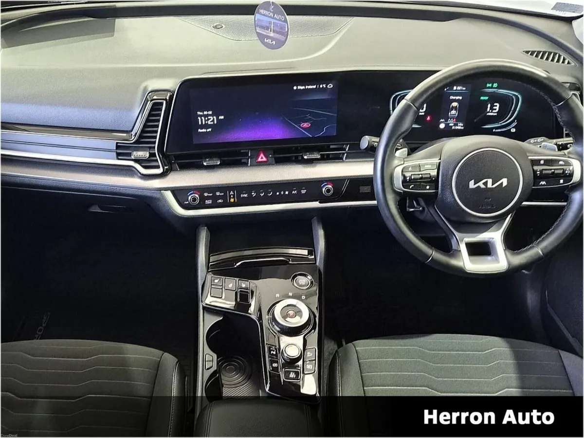 Kia Sportage 1.6 PHEV K3 265PS 4X4 AUTO - Image 4