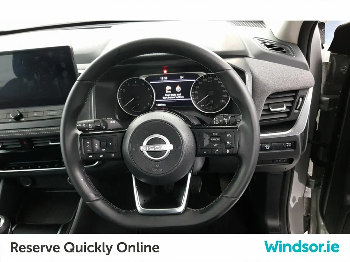 Nissan Qashqai 1.3 PET MILD HYBRID SV - Image 4