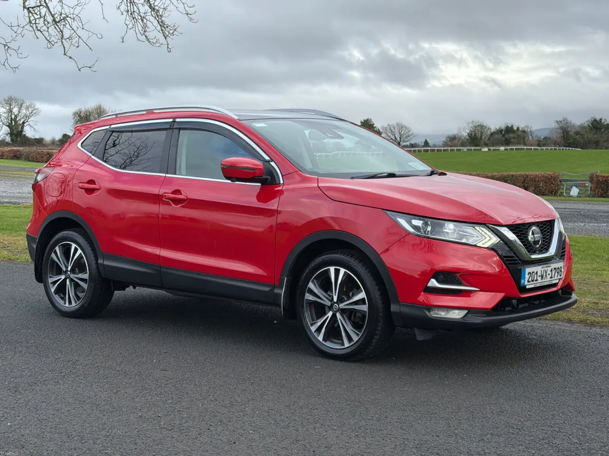 Nissan Qashqai 2020 SV Premium Tiny Mileage - Image 2