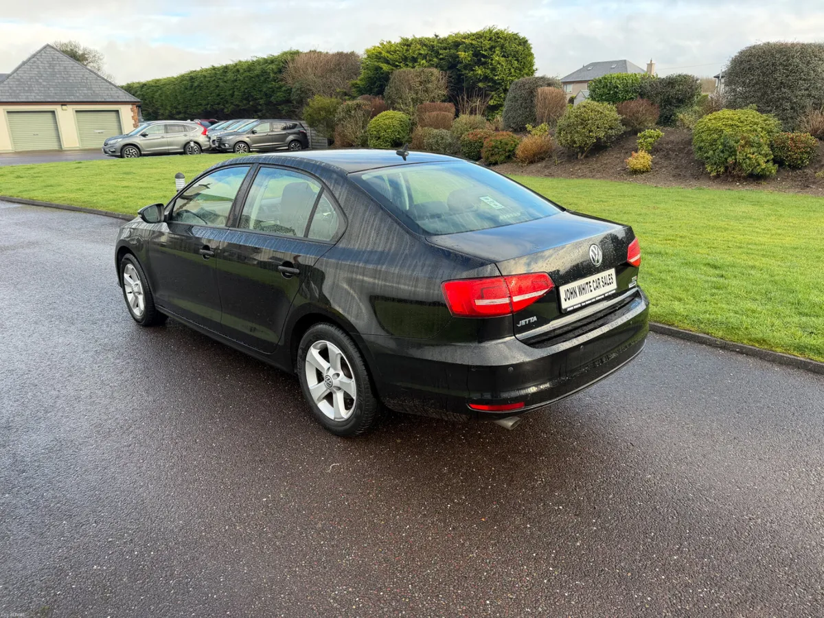 Volkswagen Jetta 1.2 TSI only 33kms - Image 3