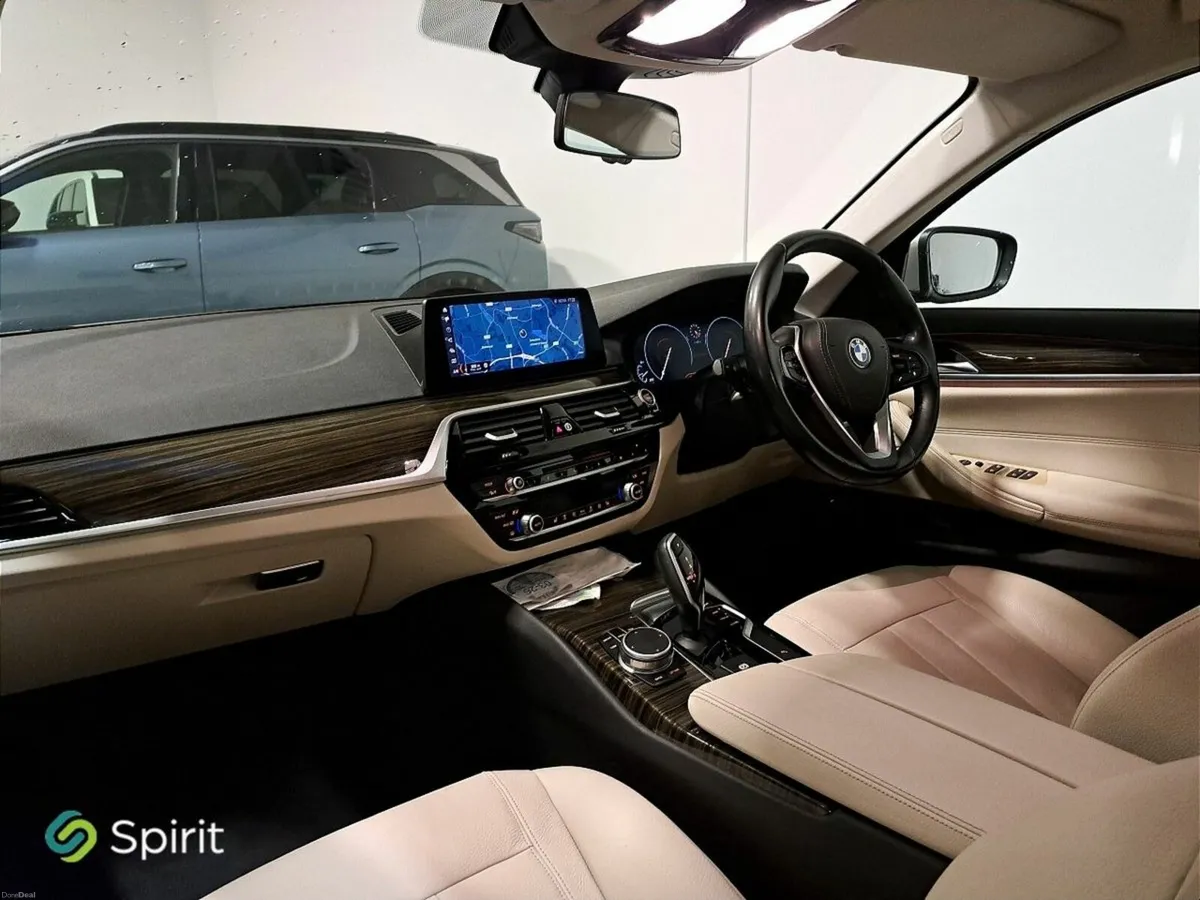 BMW 5-Series 520i SE Touring Auto*Call Andrew 0862 - Image 4