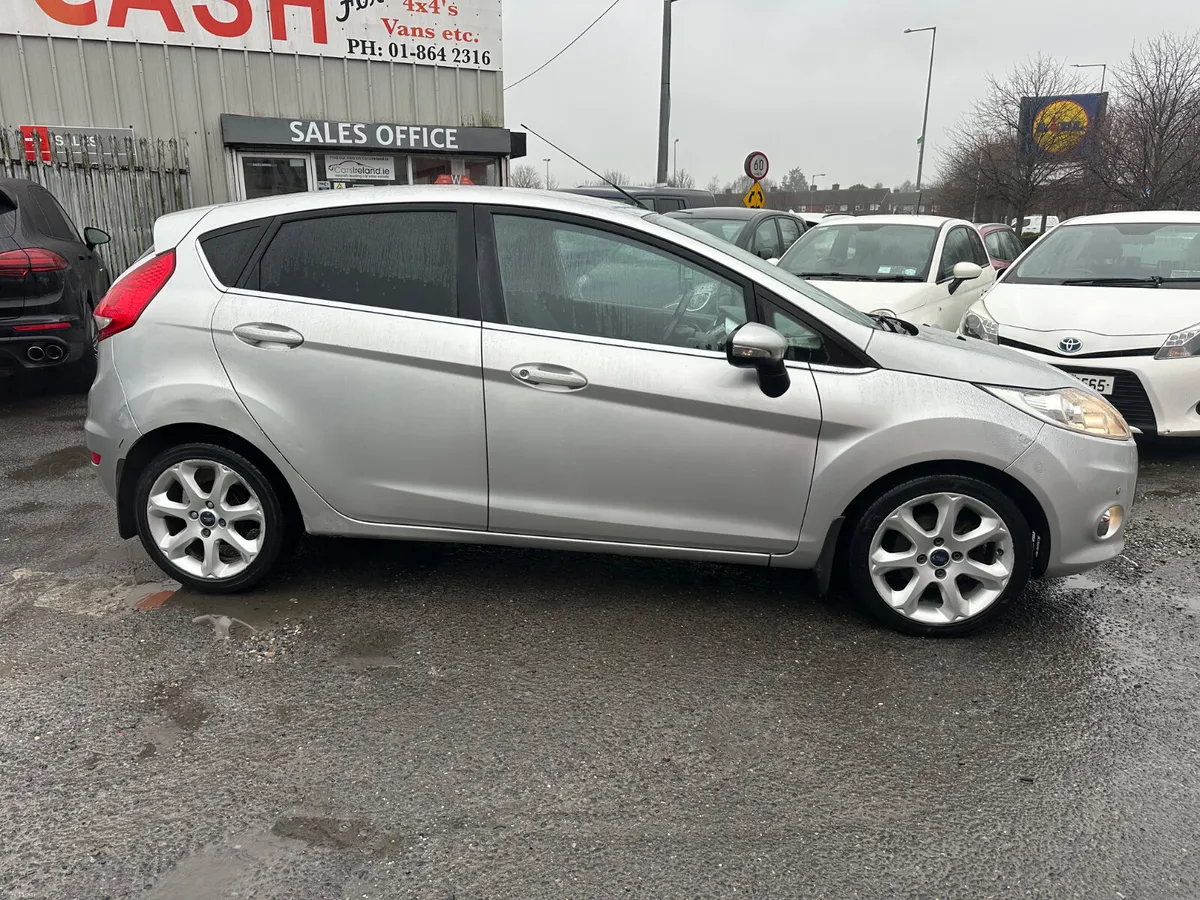 Ford Fiesta 1.6 Petrol ZETEC S NCT TAX - Image 4