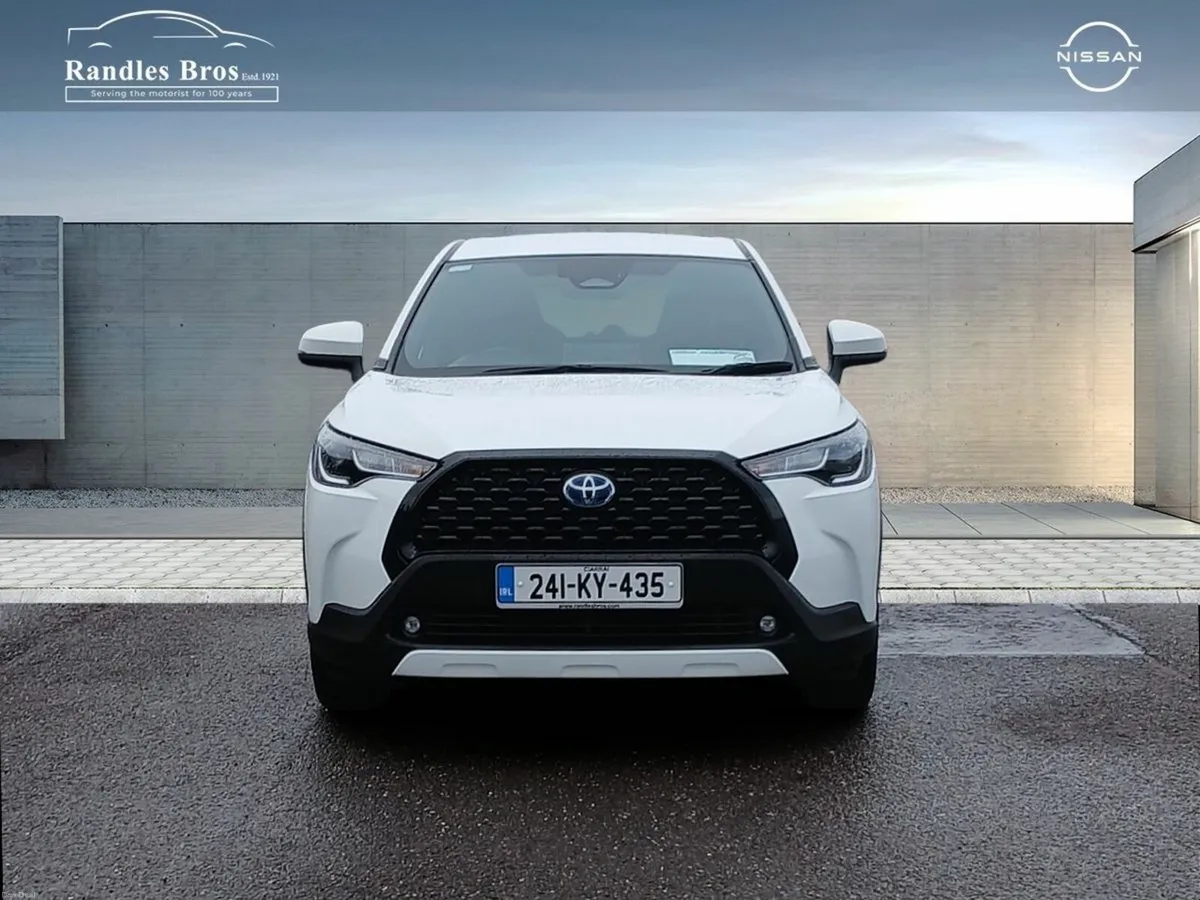 Toyota Corolla Cross 1.8 Hybrid Luna Hatchback - Image 4