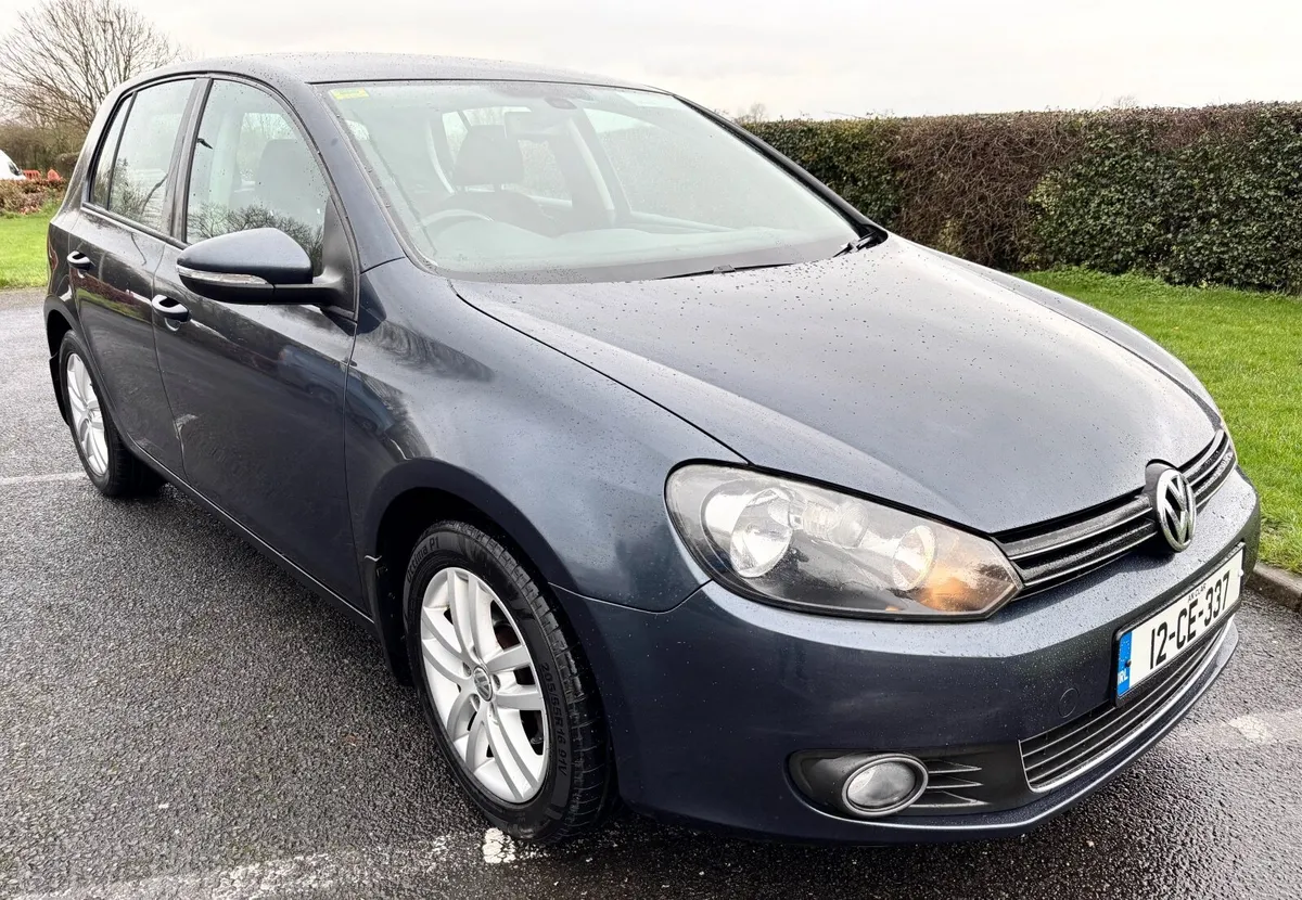 Volkswagen Golf 1.6Tdi Highline 2012 - Image 2