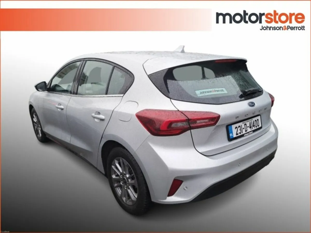 Ford Focus  Titanium 1.0 As New - Image 2
