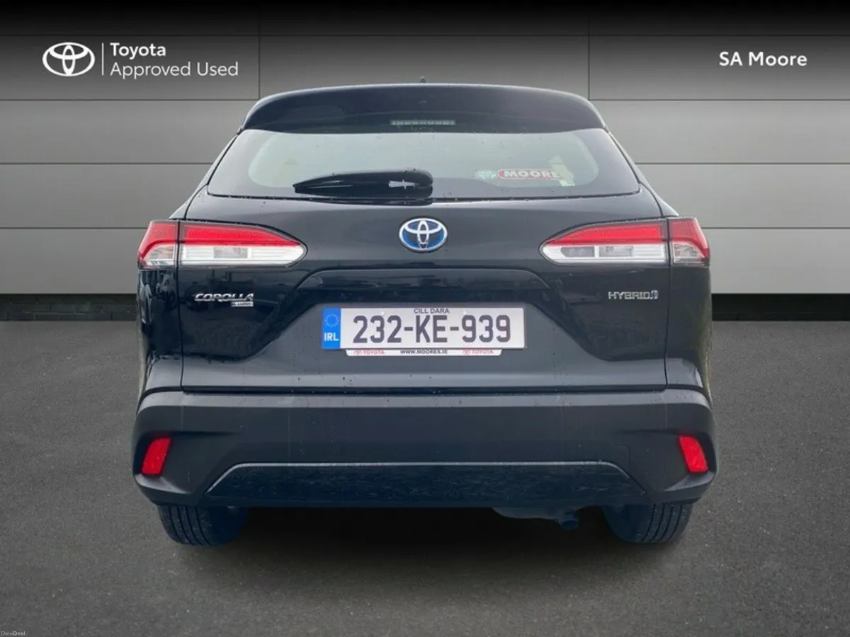 Toyota Corolla Cross HYBRID LUNA - Image 4