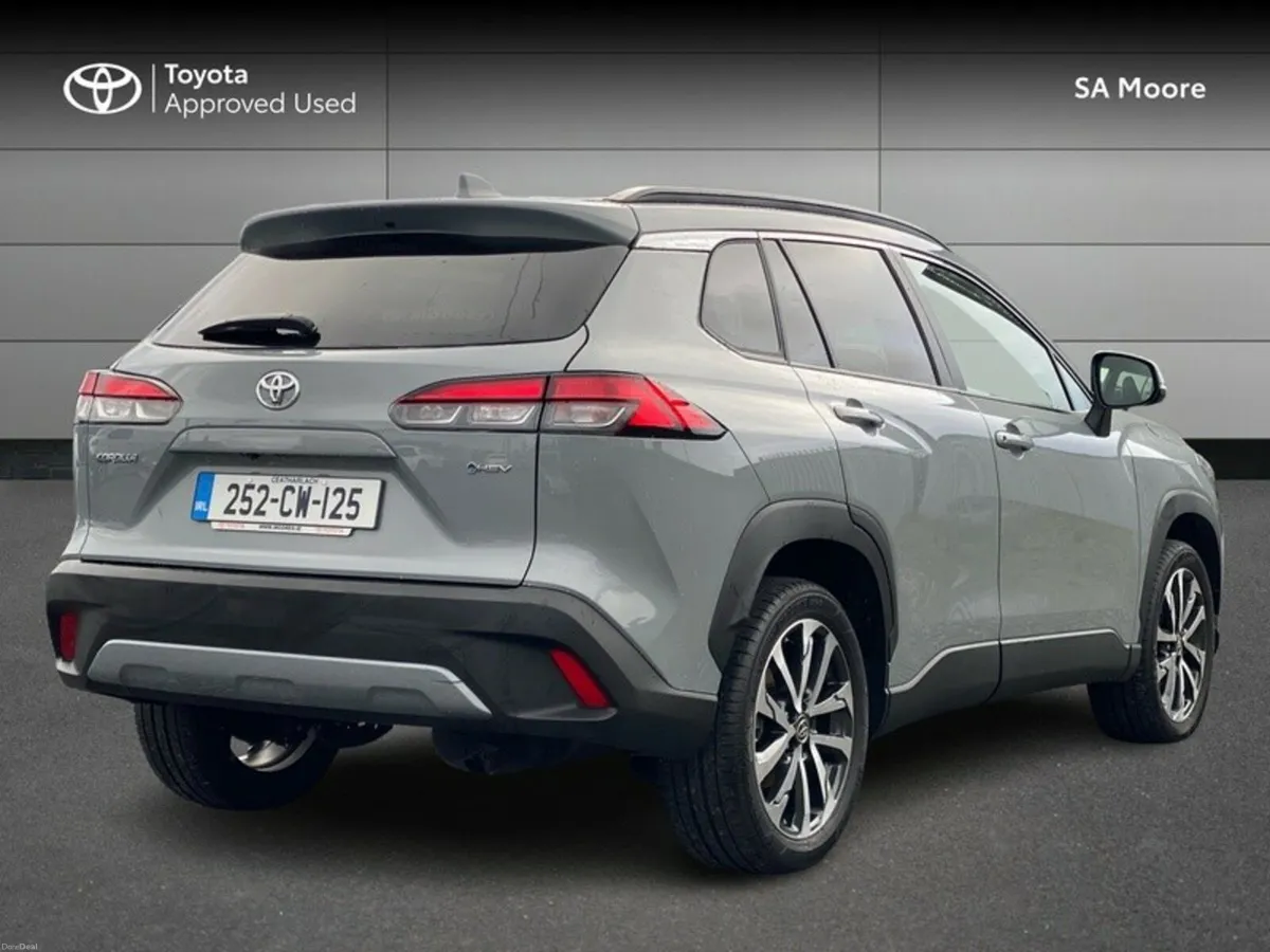 Toyota Corolla Cross 1.8 SOL HYBRID - Image 2