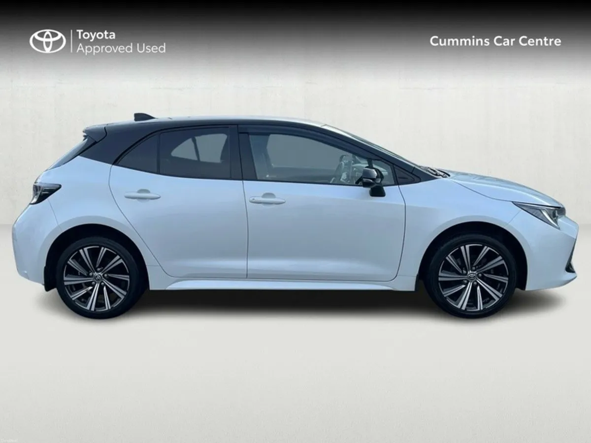 Toyota Corolla LUNA SPORT HB 4DR AUTO - Image 3