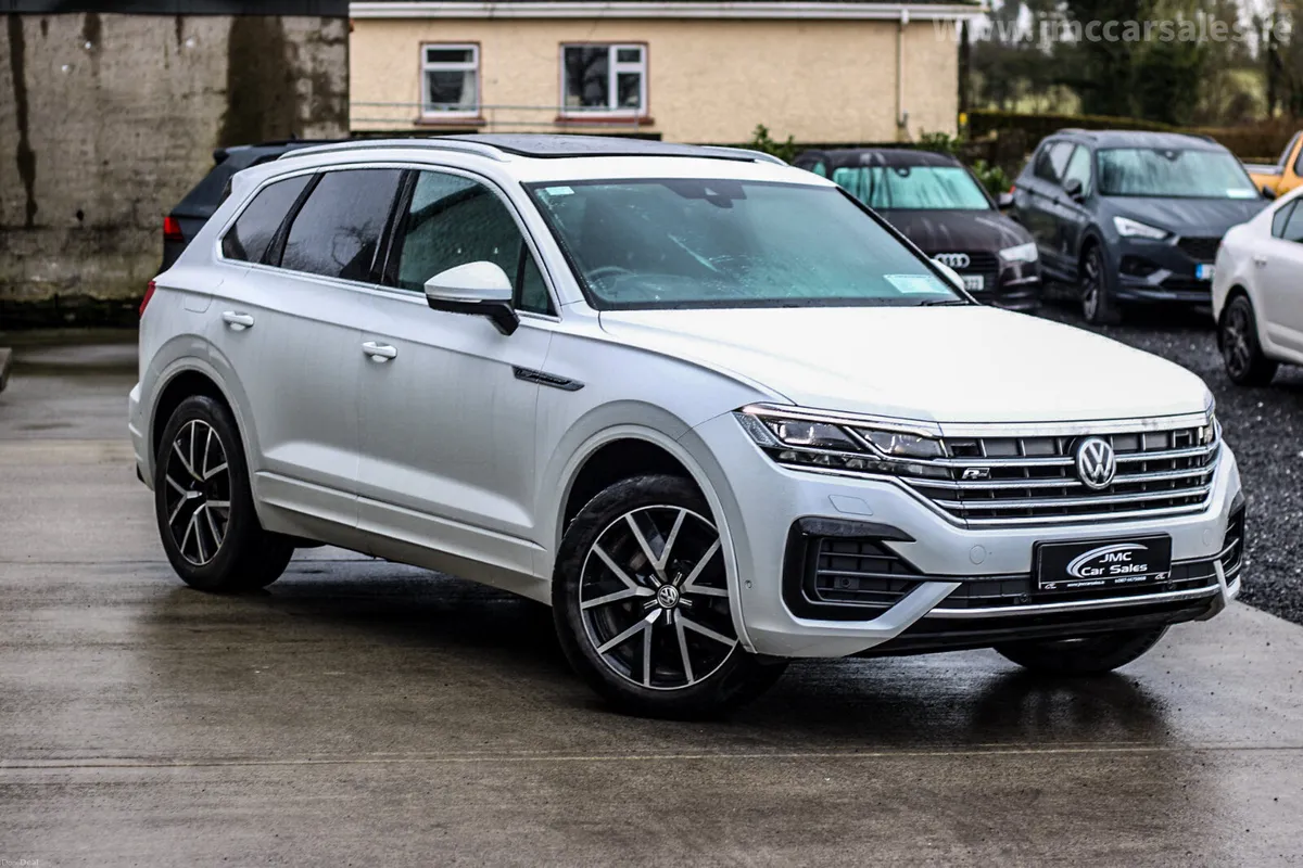 2018 VOLKSWAGEN TOURAG R-LINE 286BHP - Image 3