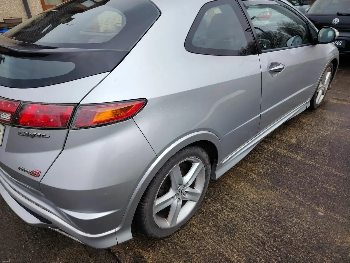 Honda Civic 2008 - Image 3
