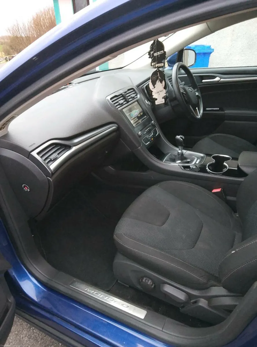 Ford Mondeo - Image 4