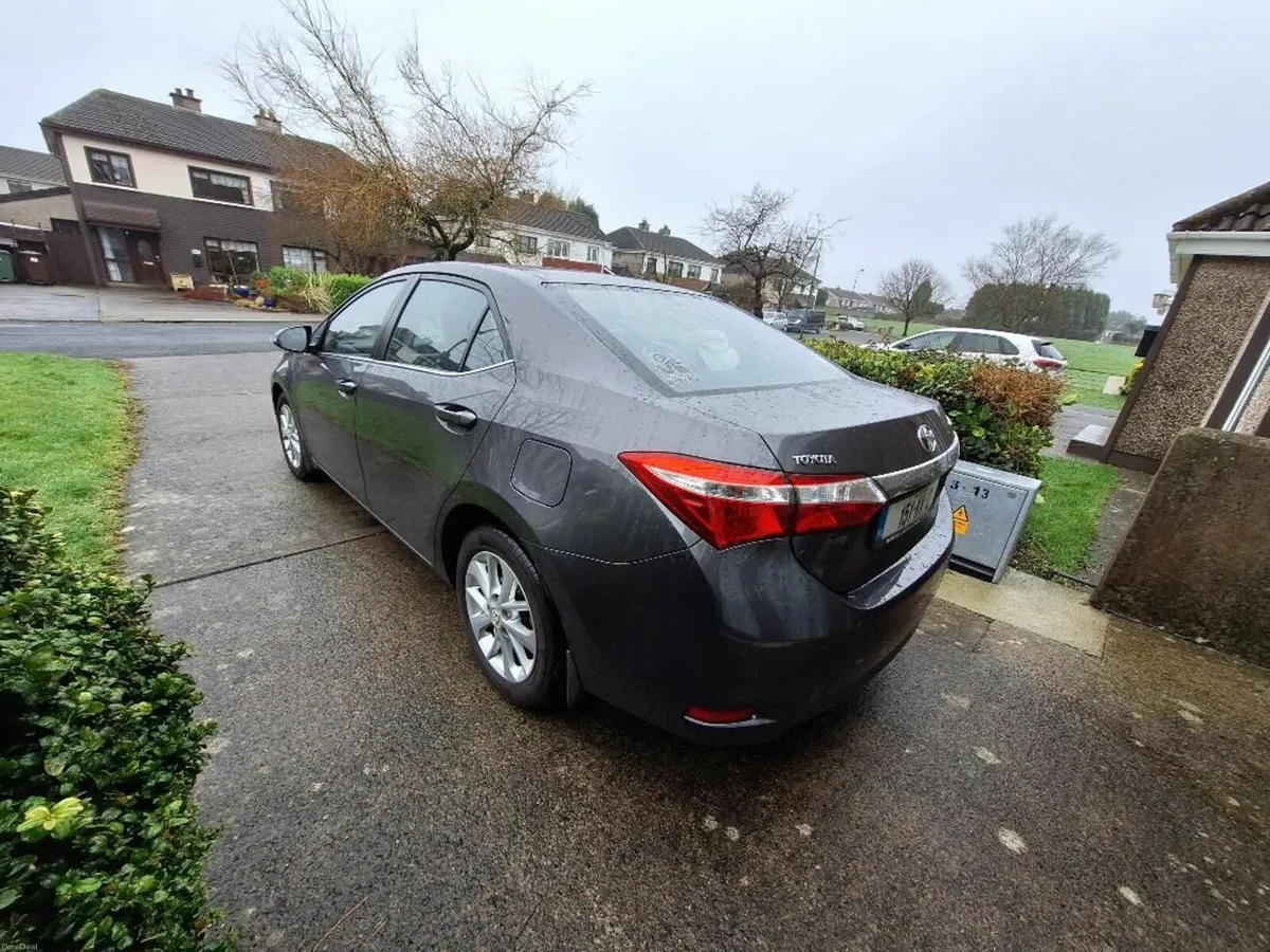 Toyota Corolla 2015 - Image 3