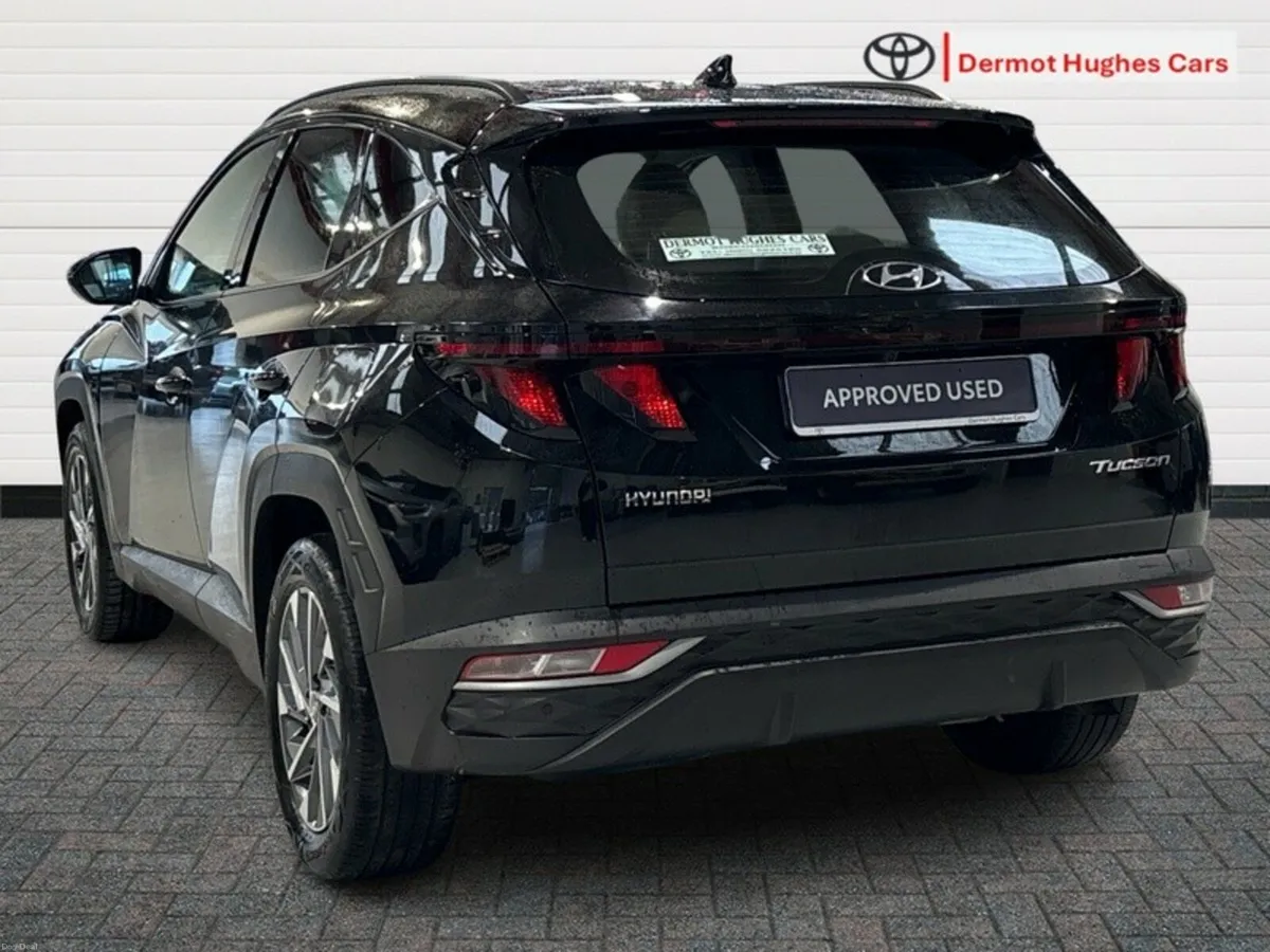 Hyundai Tucson EXECUTIVE 5DR - Image 2