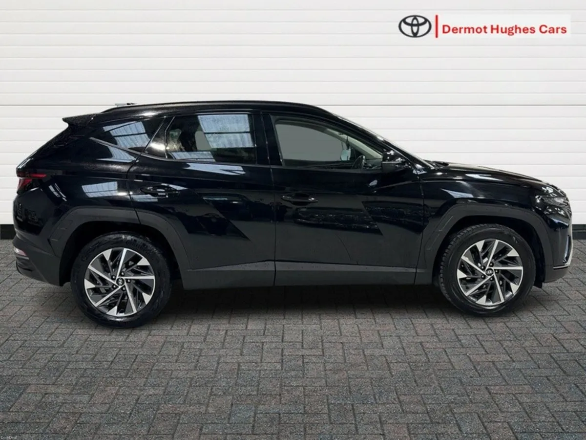 Hyundai Tucson EXECUTIVE 5DR - Image 3