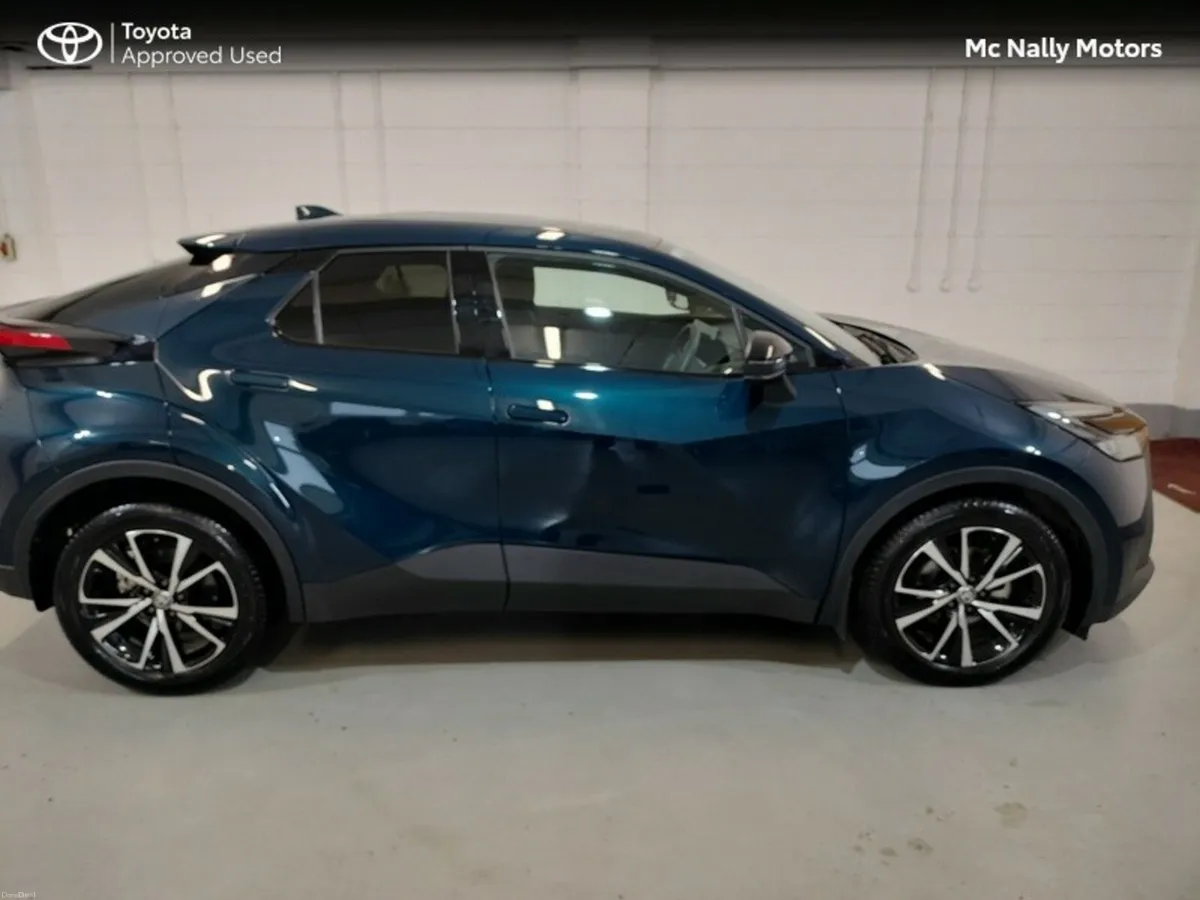 Toyota C-HR HYBRID SPORT DEMO LOW KMS CAREPACK - Image 4