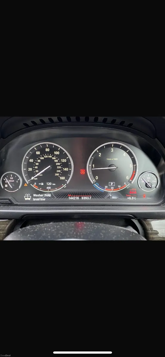 BMW 5-Series 2015 - Image 4