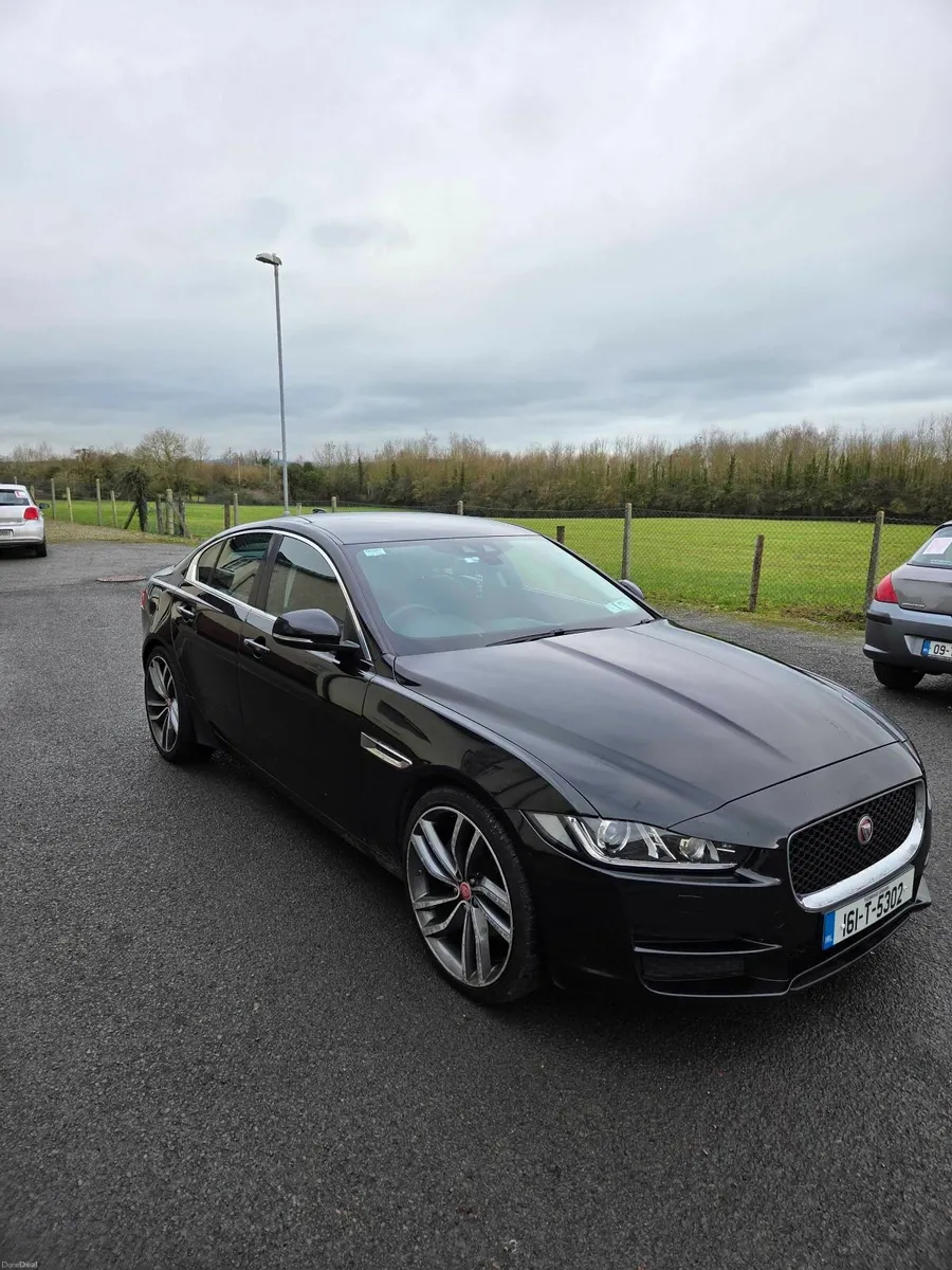 Jaguar XE 2016 - Image 1