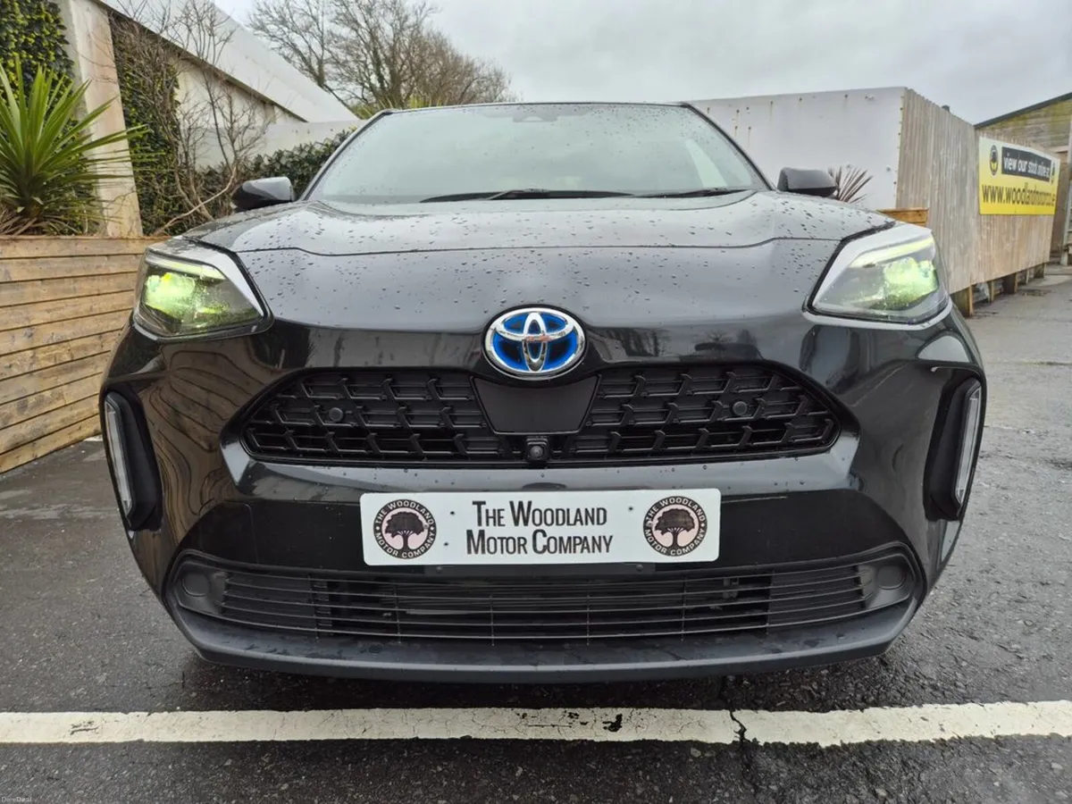 Toyota Yaris Cross 1.5 HYBRID / SOL / TOP SPEC / T - Image 4
