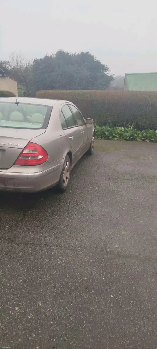 Mercedes E Class - Image 4