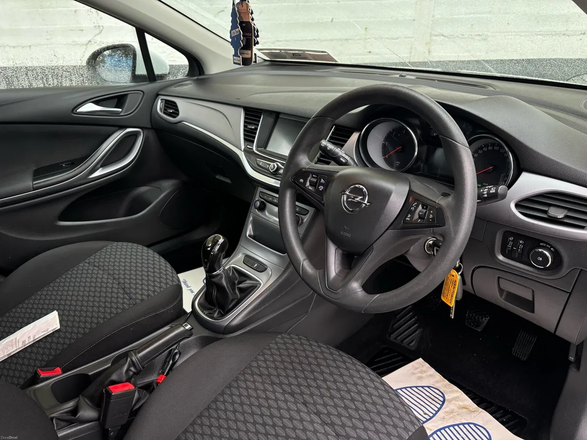 Opel Astra SC 1.6 Diesel 01/27 NCT - Image 4