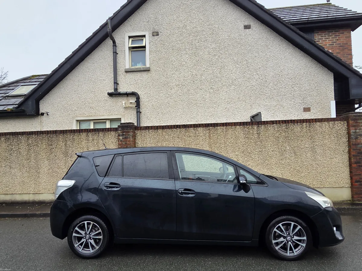 Toyota Verso 1.6 D4D, 7 seats - Image 3