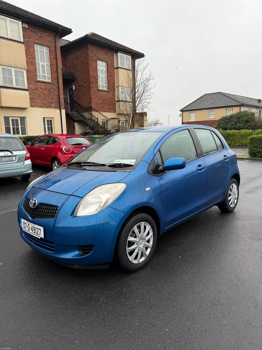 Toyota Yaris 1.3 petrol - Image 1