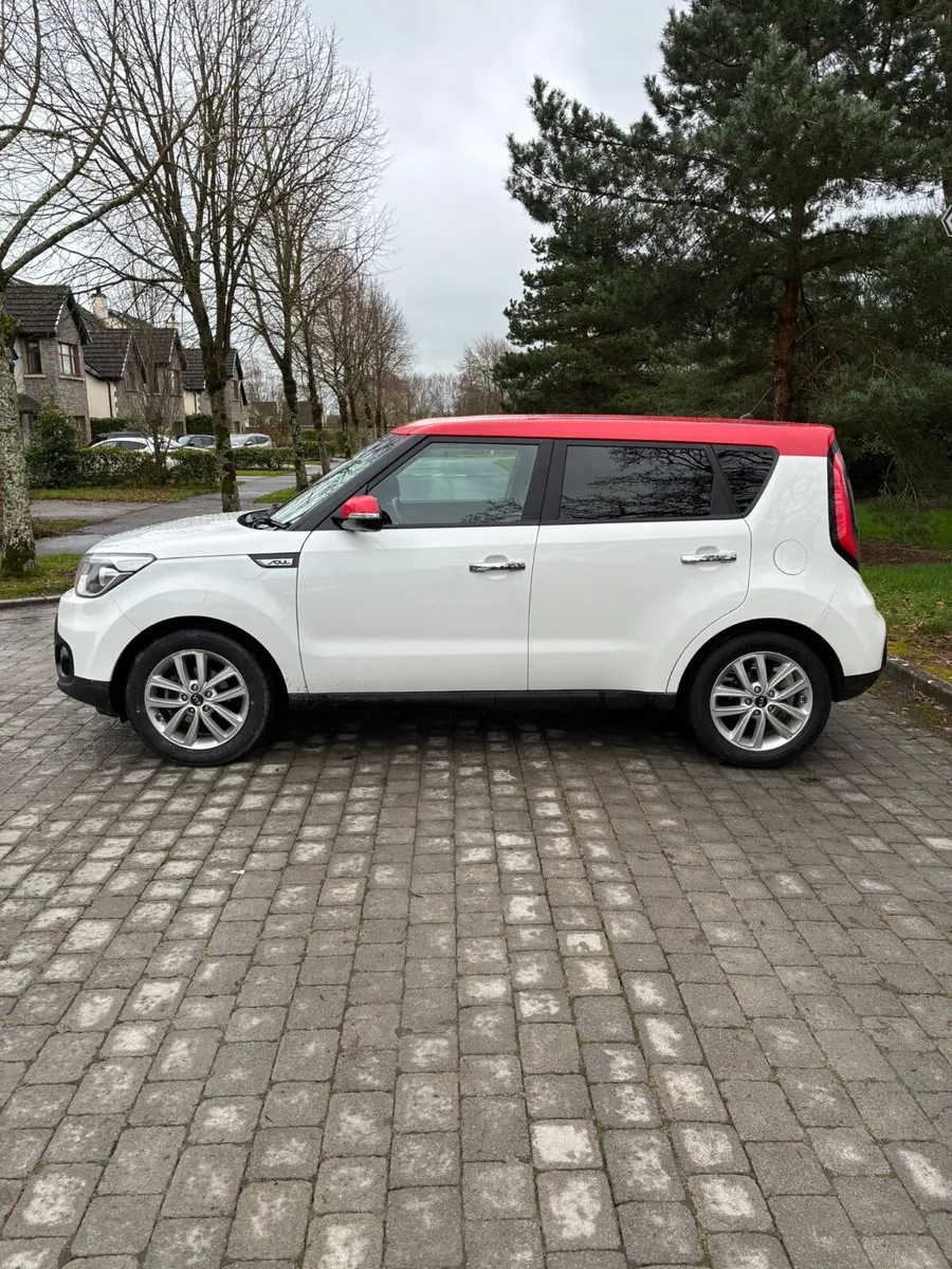 Kia Soul 2018 1.6 CRDI LOW KMS - Image 3