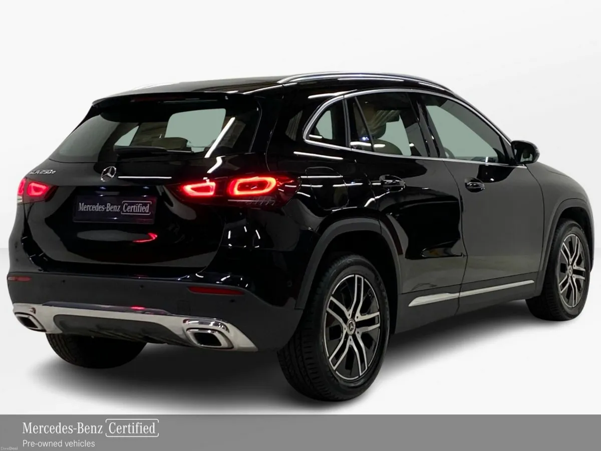 Mercedes-Benz GLA GLA 250 e Progressive |Reversing - Image 3