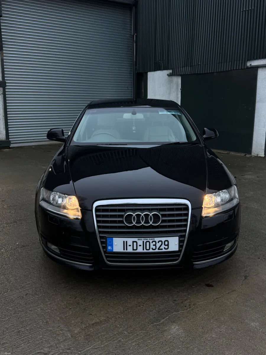 Audi A6 2011 - Image 2