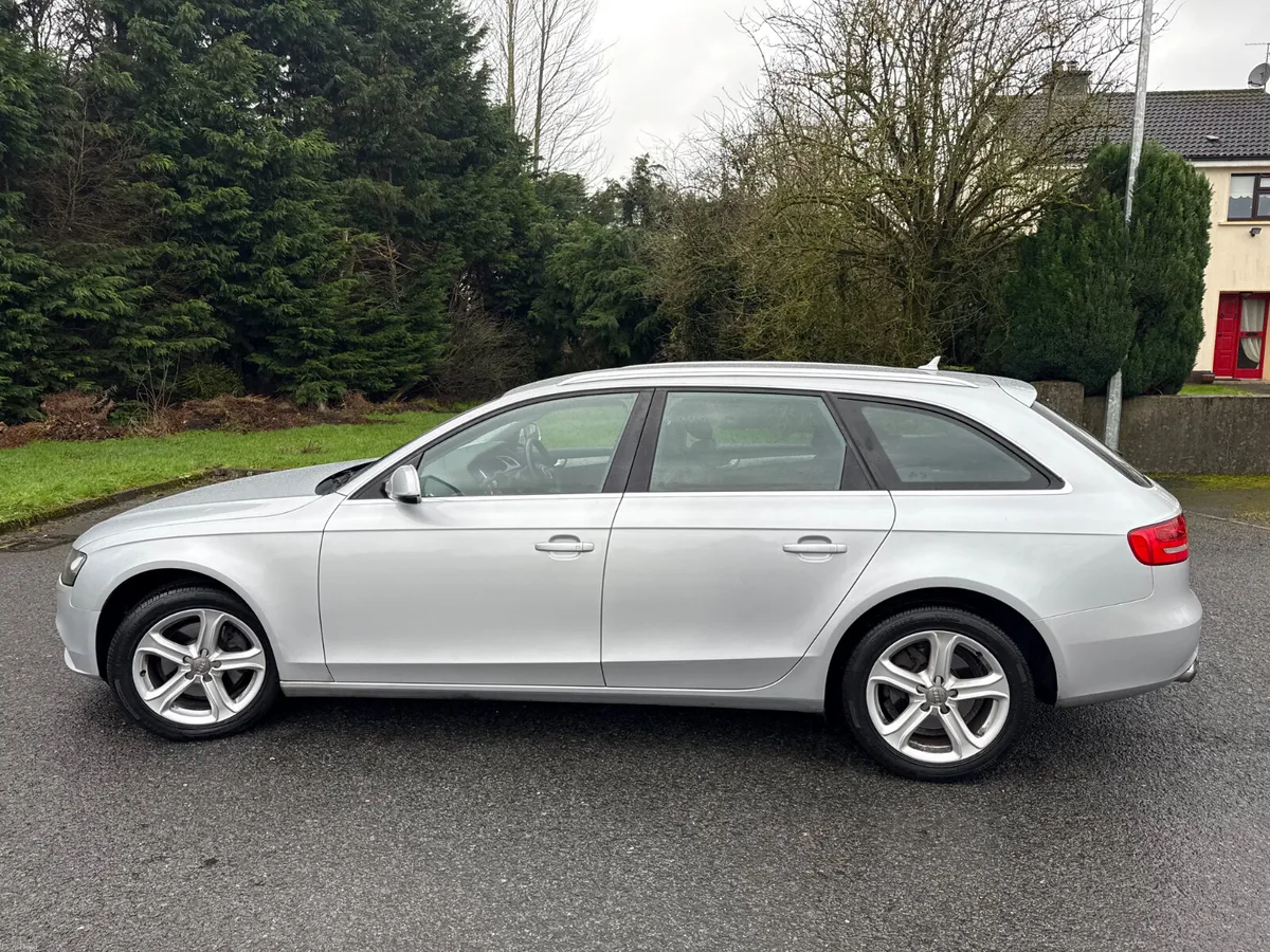 Audi A4 2013/Automatic / 2keys /1owner - Image 3