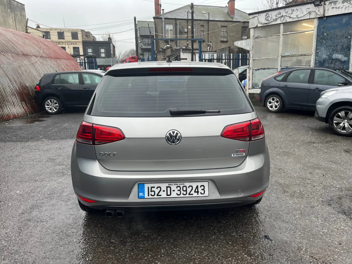 Volkswagen Golf 2015HIGHLINE, LOW MILEAGE - Image 4