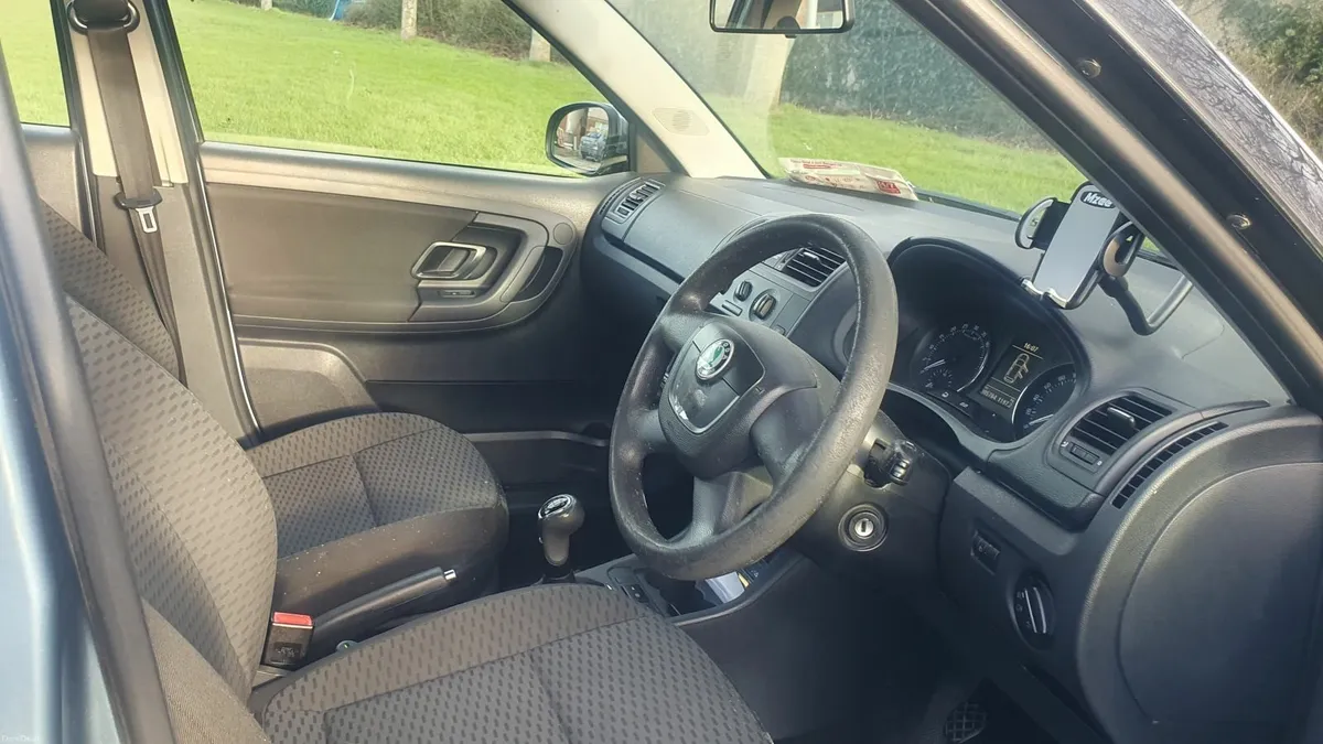 Skoda Fabia 2012 - Image 1