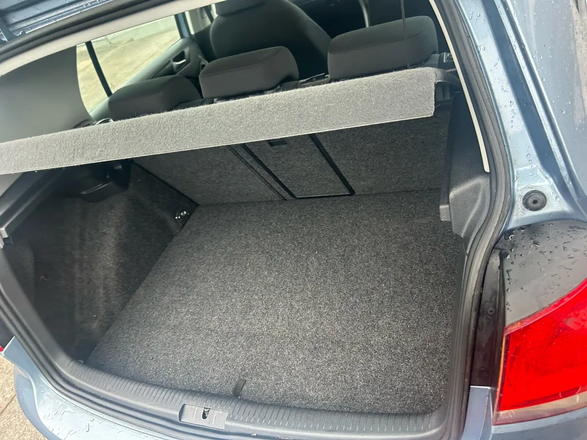 Volkswagen Golf - Image 3