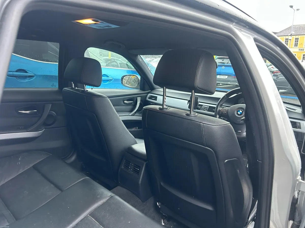 BMW 320d touring - Image 3