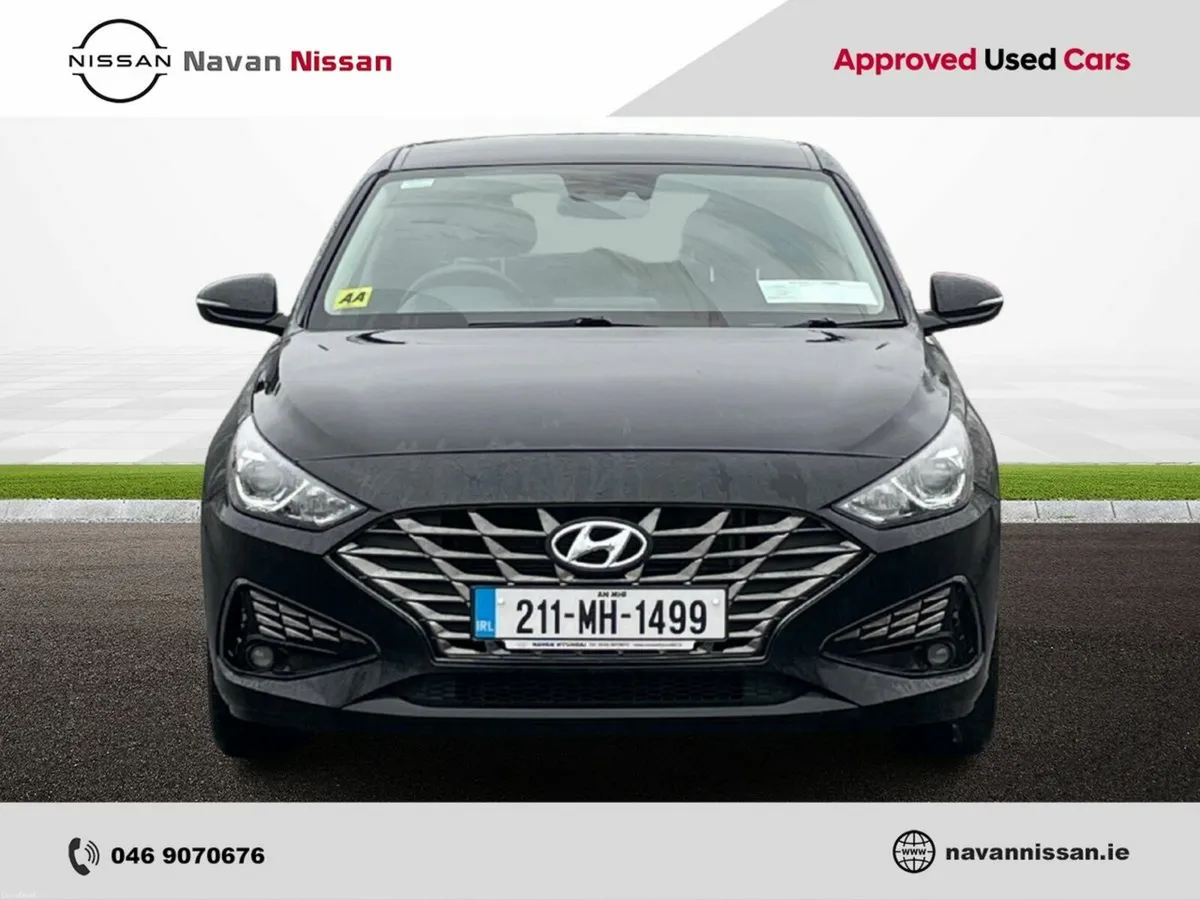 Hyundai i30 Diesel Deluxe - Image 3