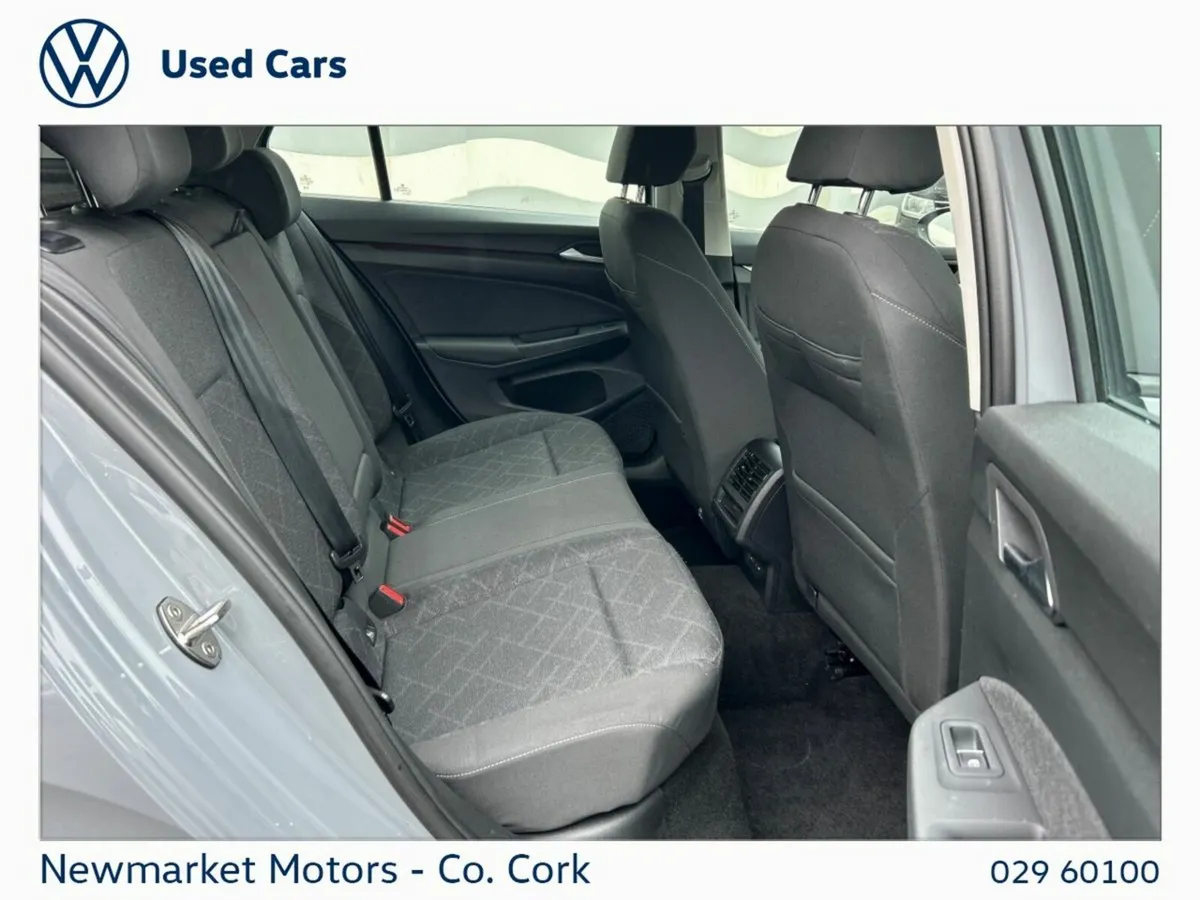 Volkswagen Golf 2.0TDI 115BHP LIFE 6 SPEED - Image 3